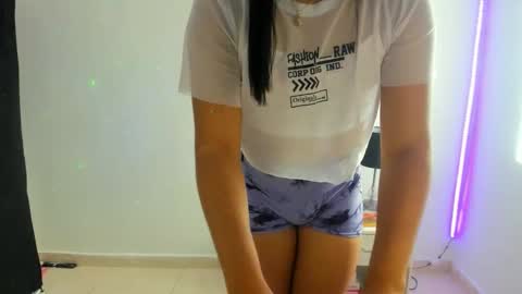 nairobbits online show from 04.13.26