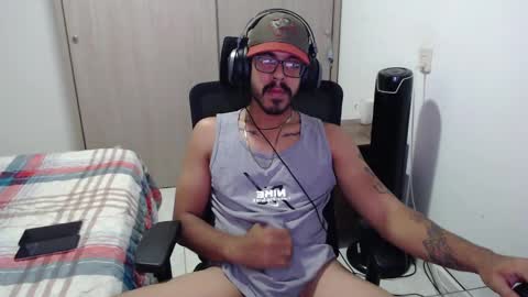 Snapshot of naitsihrc chatting on 03.09.25 Nait online show from 03.09.25