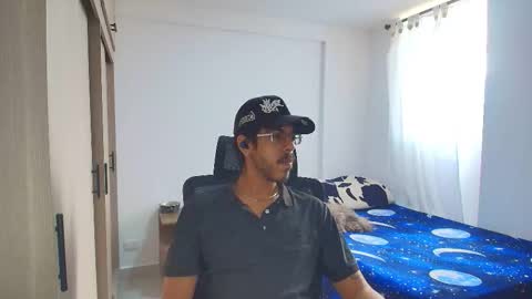 Snapshot of naitsihrc chatting on 11.27.25 Nait online show from 11.27.25