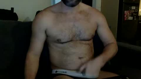 Snapshot of naked_dude25 chatting on 12.04.24 naked_dude25 online show from 12.04.24