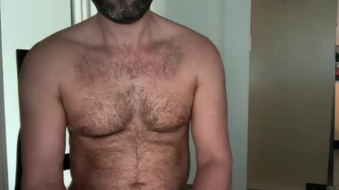 Snapshot of naked_dude25 chatting on 09.19.25 naked_dude25 online show from 09.19.25