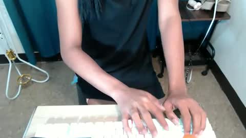 Snapshot of naked_fuck chatting on 11.29.25 naked_fuck online show from 11.29.25