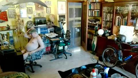 Snapshot of nakednudist72 chatting on 04.23.26 Naked Naturist online show from 04.23.26