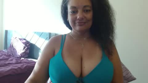 Nala Thickk online show from 12.14.24