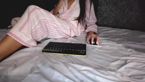 Snapshot of name666999 chatting on 11.08.25 Lady online show from 11.08.25