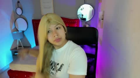 namiko_park online show from 01.30.25