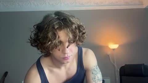 Georges online show from 02.12.25