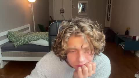 Georges online show from 02.22.25