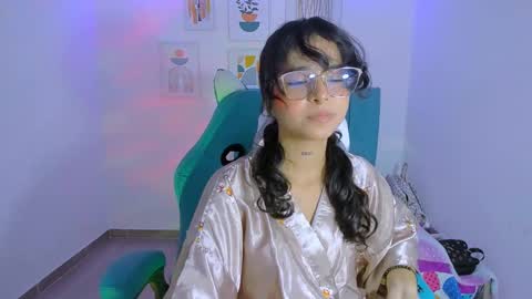 nanami_owo online show from 10.06.25