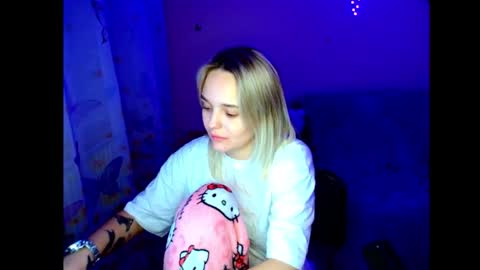 Snapshot of nancy_cutee chatting on 11.18.25 Nancy-Yuki online show from 11.18.25