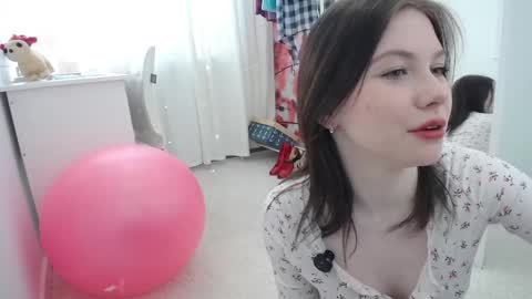 Nancy online show from 04.10.26