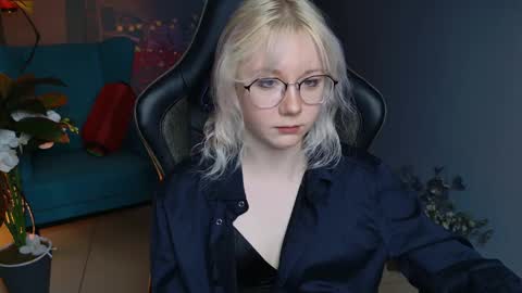 nancymartinez online show from 02.21.25