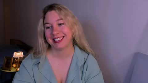 Snapshot of nancysanders chatting on 06.26.26 Nancy online show from 06.26.26