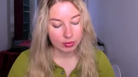 Snapshot of nancysanders chatting on 07.17.26 Nancy online show from 07.17.26