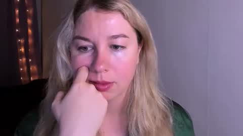 Snapshot of nancysanders chatting on 07.19.26 Nancy online show from 07.19.26