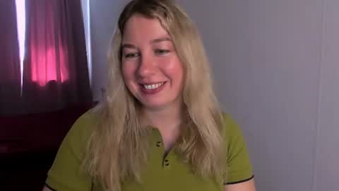 Snapshot of nancysanders chatting on 07.20.26 Nancy online show from 07.20.26