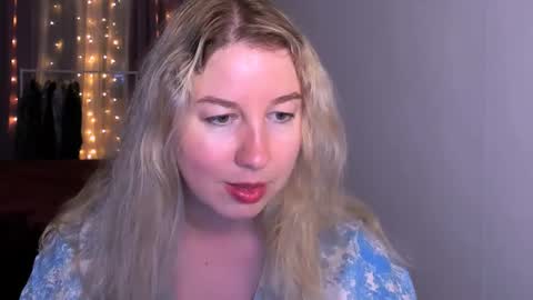 Snapshot of nancysanders chatting on 07.24.26 Nancy online show from 07.24.26