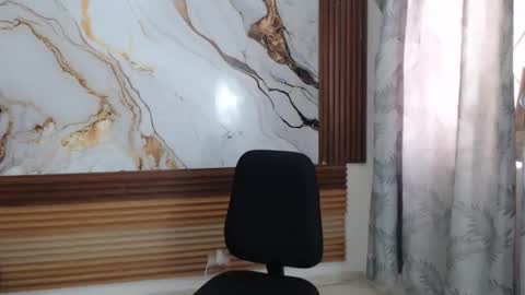 nanis online show from 10.22.25