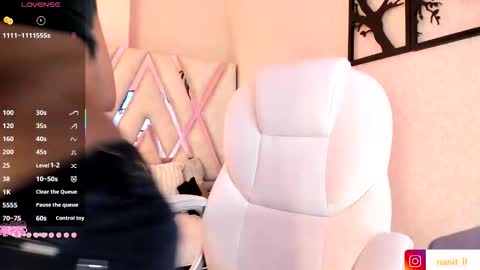 Snapshot of nanit_l chatting on 02.05.26 anna online show from 02.05.26