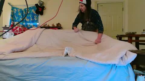 Snapshot of nannabaldur chatting on 12.20.24 Nanna Baldur online show from 12.20.24