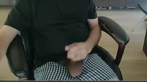 Snapshot of nanochastity chatting on 04.30.26 Nano online show from 04.30.26