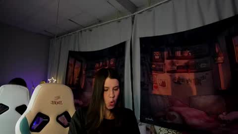 NansyCharm online show from 02.18.25