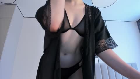 Naomi online show from 02.03.25