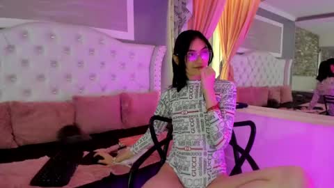 naomi online show from 10.03.25