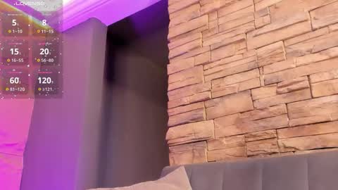 Naomi online show from 11.26.25