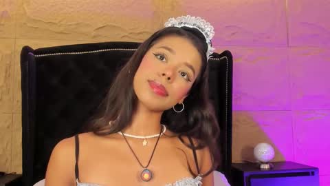 Naomi online show from 12.04.25