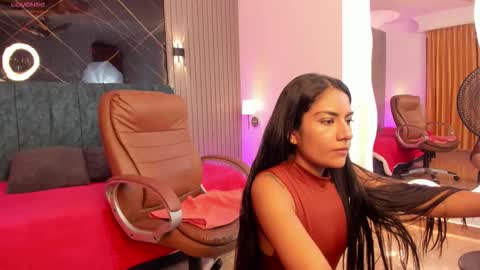 Naomi online show from 01.17.26