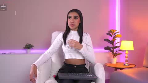 naomi_silk online show from 07.01.26