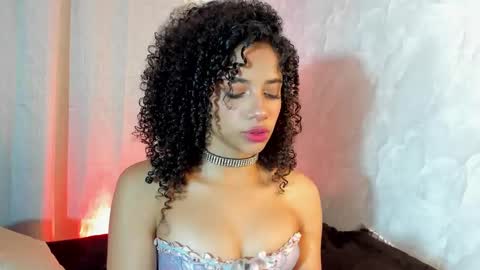 naomidawson online show from 03.04.25