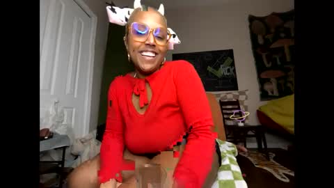 Naomigiirl6 online show from 01.11.25
