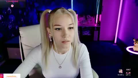Snapshot of naomihita chatting on 07.05.26 naomihita online show from 07.05.26