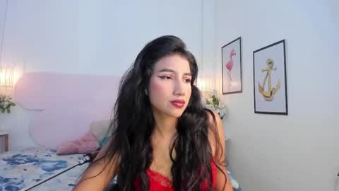 naomiiii   online show from 10.03.25