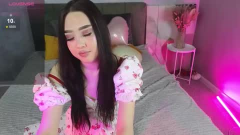 Naomi online show from 02.14.26