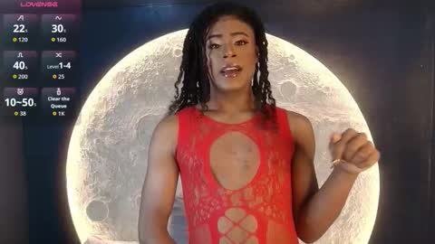 Naomi Qeents online show from 12.15.25