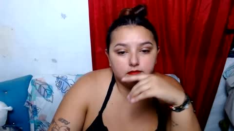naomiquiin online show from 08.02.26