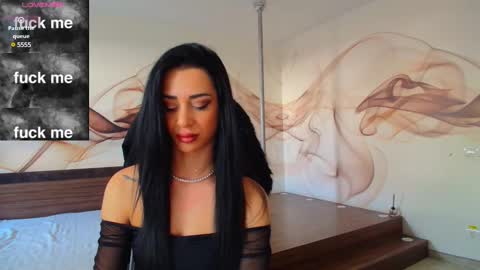 Snapshot of naomiscarlett chatting on 12.20.24 NaomiScarlett online show from 12.20.24