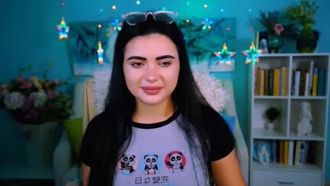 naomiwilsons online show from 11.11.25