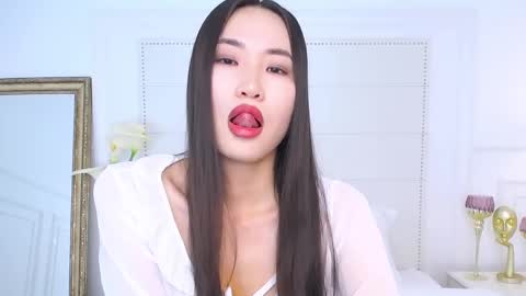 Naomi online show from 12.27.24