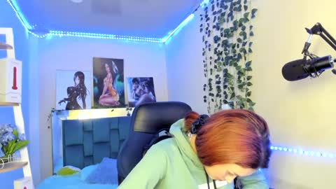 naomy online show from 01.05.25