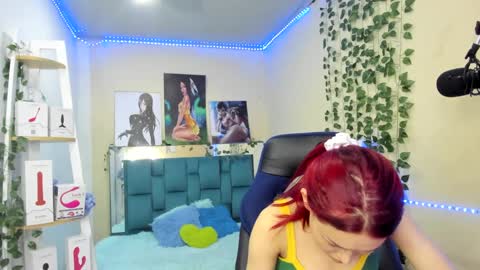 naomy online show from 02.26.25