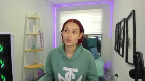 naomy online show from 10.27.25