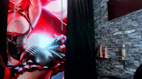 Snapshot of naomyangel chatting on 10.10.25 naomy online show from 10.10.25