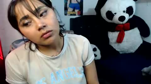 naomylux1 online show from 06.18.26