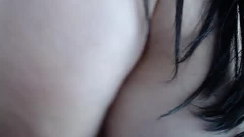 Snapshot of naomyprinces_ chatting on 01.25.25 Bulma Heidi online show from 01.25.25