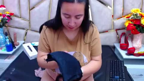 Snapshot of naomyprinces_ chatting on 01.30.25 Bulma Heidi online show from 01.30.25