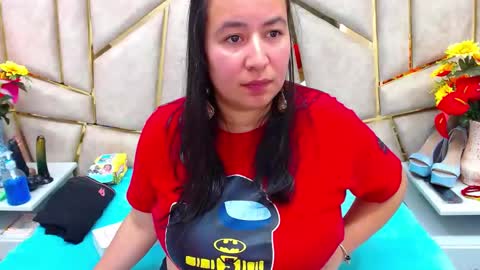 Snapshot of naomyprinces_ chatting on 02.12.25 Bulma Heidi online show from 02.12.25